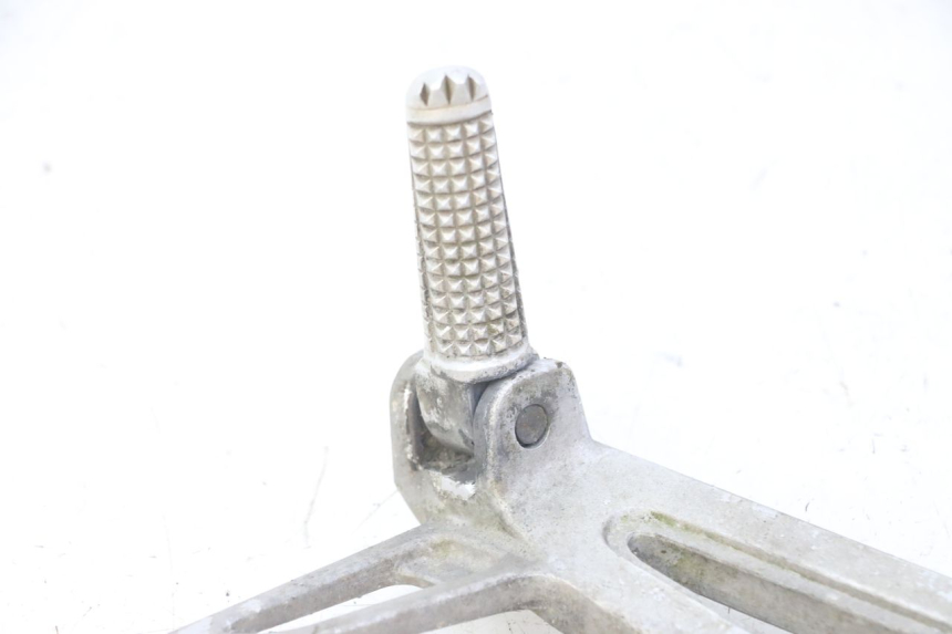 photo de SUPORTE DO DESCANSO DE PÉ TRASEIRO ESQUERDO YAMAHA TDR DELTABOX 125 (1997 - 2003) - Pontos de fixação