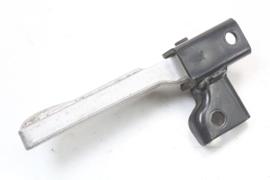 photo de SUPORTE DO DESCANSO DE PÉ TRASEIRO ESQUERDO PEUGEOT TWEET 125 (2018 - 2021) - Zoom do estado de desgaste