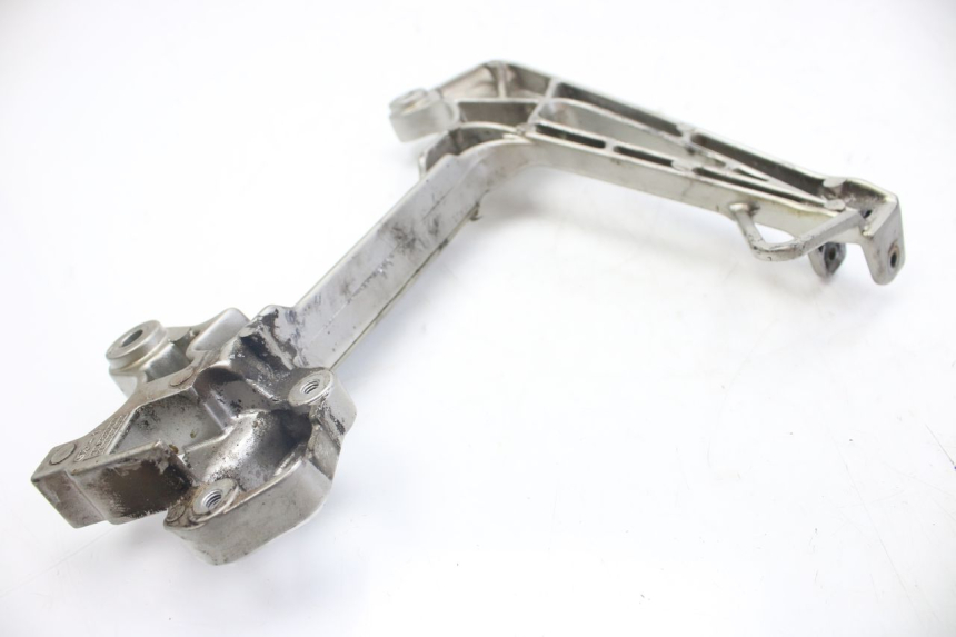 photo de SUPORTE DO DESCANSO DE PÉ TRASEIRO ESQUERDO HONDA VFR FI RC46 800 (1998 - 2001) - Zoom do estado de desgaste