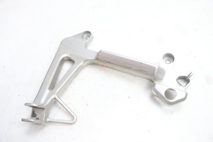 photo de SUPORTE DO DESCANSO DE PÉ TRASEIRO ESQUERDO HONDA VFR FI RC46 800 (1998 - 2001) - Vista principal