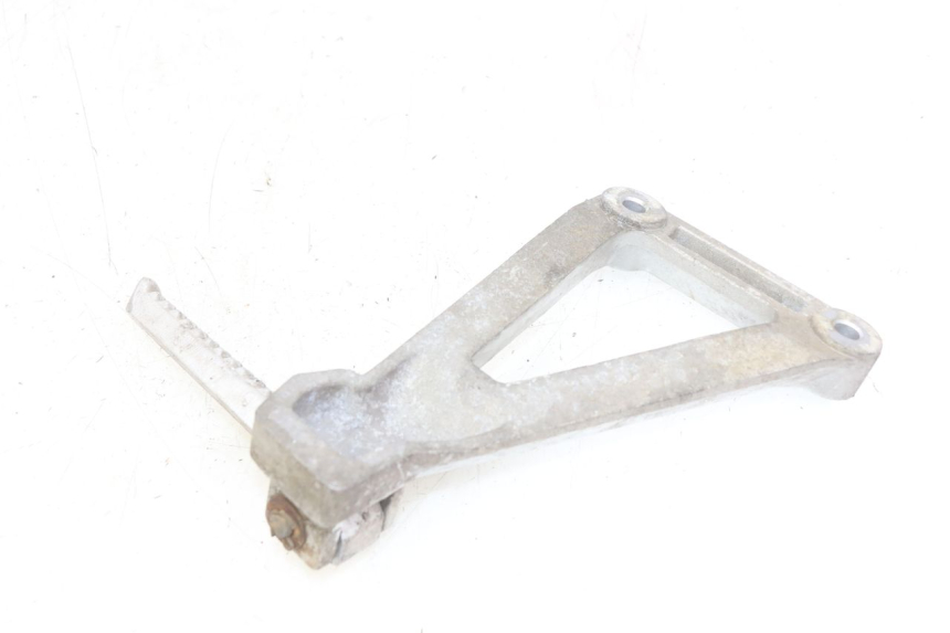 photo de SUPORTE DO DESCANSO DE PÉ TRASEIRO ESQUERDO DAELIM VJ ROADWIN FI 125 (2008 - 2017) - Zoom do estado de desgaste