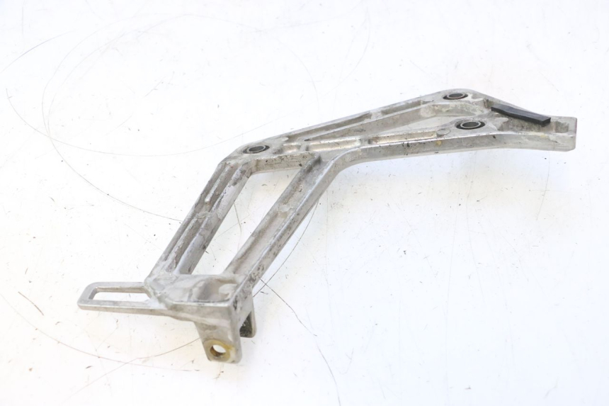 photo de PLACA DO DESCANSO DO PÉ TRASEIRO ESQUERDO HONDA XRV AFRICA TWIN 750 (1990 - 1992) - Ampliação técnica