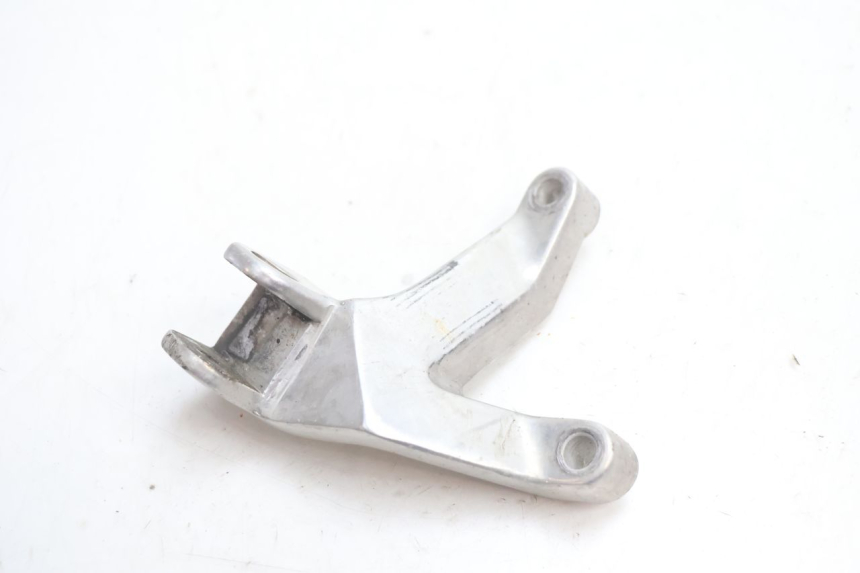 photo de PLACA DO DESCANSO DO PÉ TRASEIRO ESQUERDO YAMAHA YZF R GENESIS 750 (1993 - 1998) - Vista principal