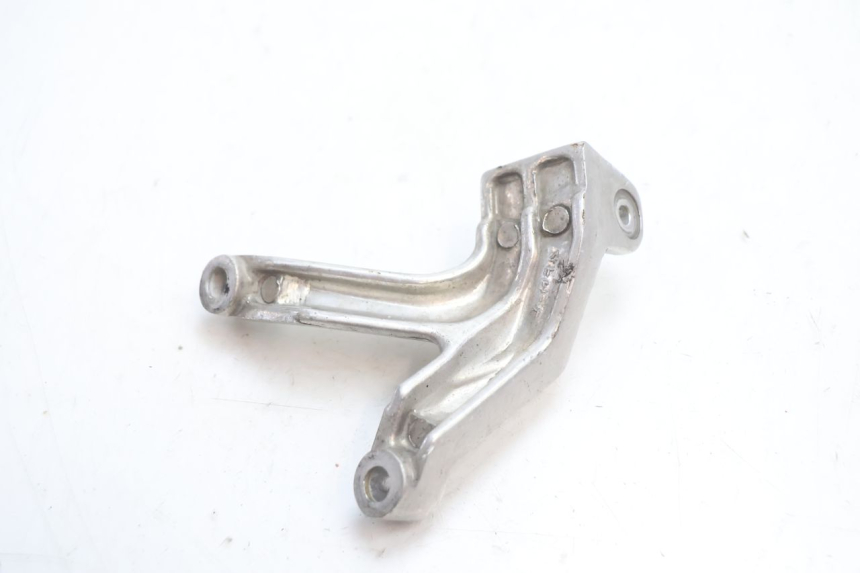 photo de PLACA DO DESCANSO DO PÉ TRASEIRO ESQUERDO YAMAHA YZF R GENESIS 750 (1993 - 1998) - Zoom do estado de desgaste