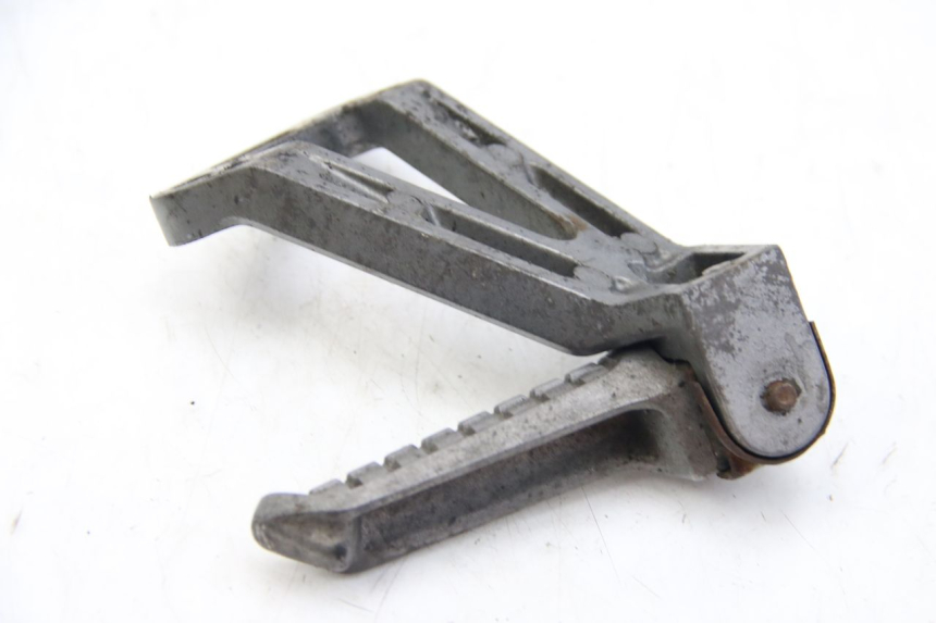 photo de SUPORTE DO DESCANSO DE PÉ TRASEIRO ESQUERDO KAWASAKI ZX-6R ZX6R 600 (1995 - 1997) - Detalhe da peça