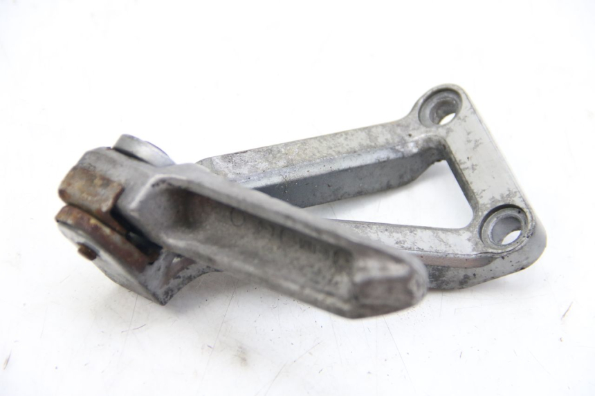 photo de SUPORTE DO DESCANSO DE PÉ TRASEIRO ESQUERDO KAWASAKI ZX-6R ZX6R 600 (1995 - 1997) - Vista geral