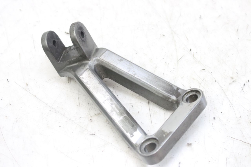 photo de SUPORTE DO DESCANSO DE PÉ TRASEIRO ESQUERDO KAWASAKI ZX-6R ZX6R 600 (1995 - 1997) - Ampliação técnica