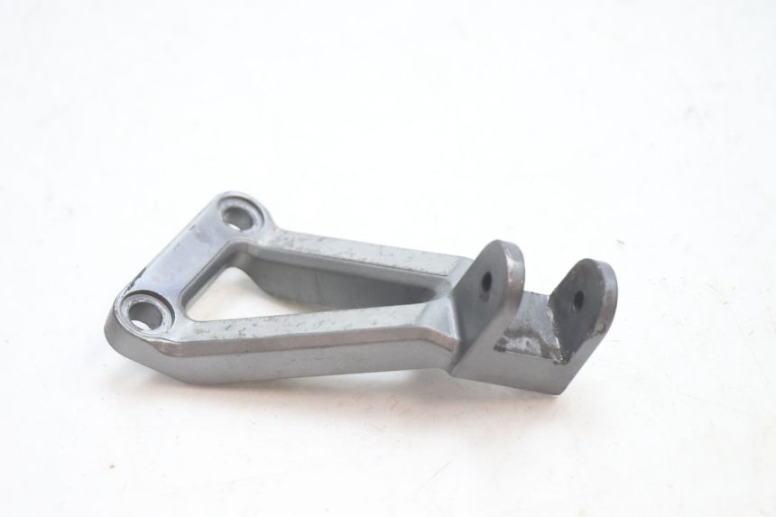 photo de SUPORTE DO DESCANSO DE PÉ TRASEIRO ESQUERDO KAWASAKI ZX-6R ZX6R 600 (1995 - 1997) - Vista principal