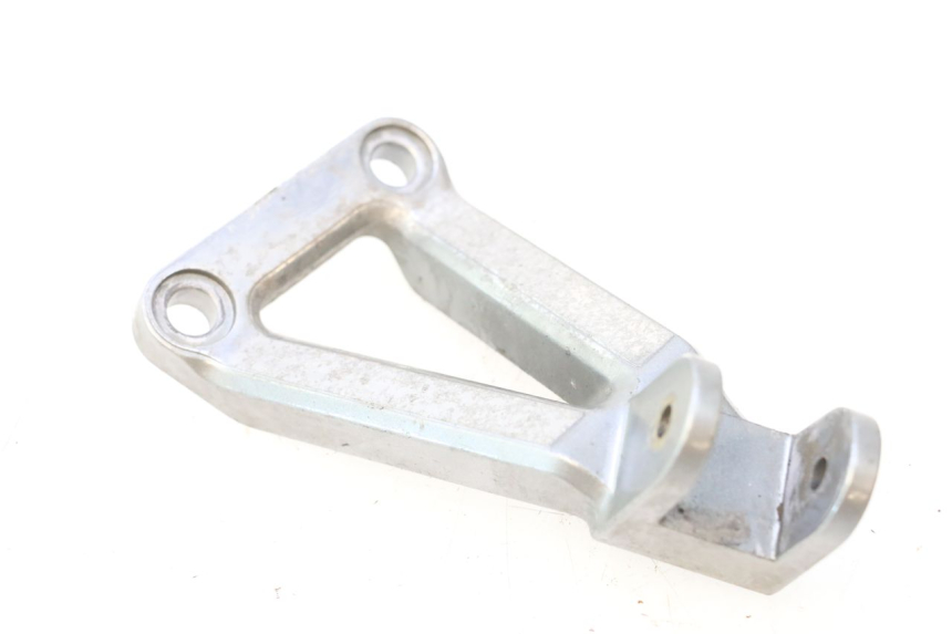 photo de SUPORTE DO DESCANSO DE PÉ TRASEIRO ESQUERDO KAWASAKI ZX-6R ZX6R 600 (1995 - 1997) - Ampliação técnica
