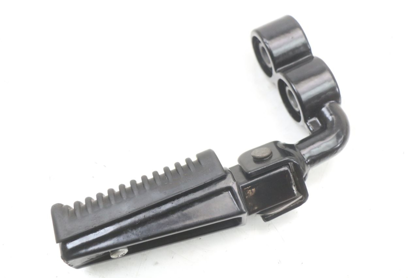 photo de SUPORTE DO DESCANSO DE PÉ DIANTEIRO DIREITO ARCHIVE CAFE RACER 4T 50 (2019 - 2024) - Zoom do estado de desgaste