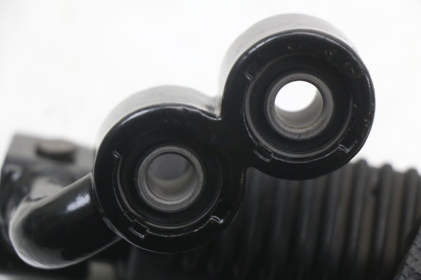 photo de SUPORTE DO DESCANSO DE PÉ DIANTEIRO DIREITO ARCHIVE CAFE RACER 4T 50 (2019 - 2024) - Pontos de fixação