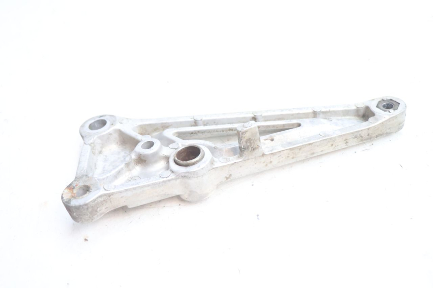 photo de PLACA DO DESCANSO DO PÉ DIANTEIRO DIREITO HONDA CB TWO FIFTY 250 (1991 - 2002) - Ampliação técnica