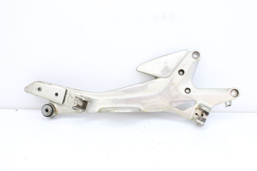 photo de SUPORTE DO DESCANSO DE PÉ DIANTEIRO DIREITO HONDA CBF 500 (2004 - 2007) - Vista principal