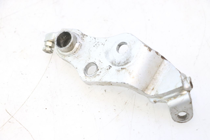 photo de SUPORTE DO DESCANSO DE PÉ DIANTEIRO DIREITO HONDA CRF CR-F 125 (2020 - 2021) - Detalhe da peça