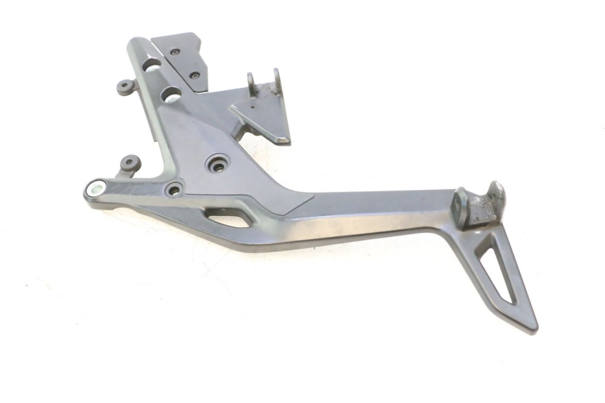 photo de SUPORTE DO DESCANSO DE PÉ DIANTEIRO DIREITO KAWASAKI ER-6 ER6 F ABS 650 (2012 - 2016) - Detalhe da peça