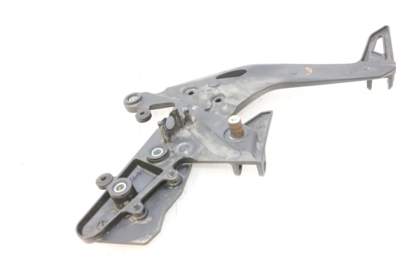 photo de SUPORTE DO DESCANSO DE PÉ DIANTEIRO DIREITO KAWASAKI ER-6 ER6 F ABS 650 (2012 - 2016) - Vista geral