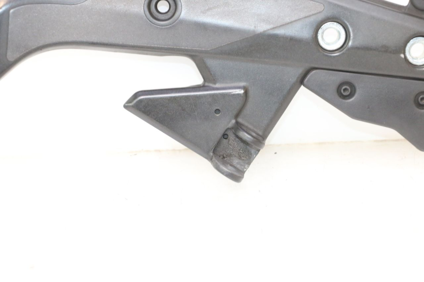 photo de SUPORTE DO DESCANSO DE PÉ DIANTEIRO DIREITO KAWASAKI ER-6 ER6 F ABS 650 (2012 - 2016) - Marcações e referências