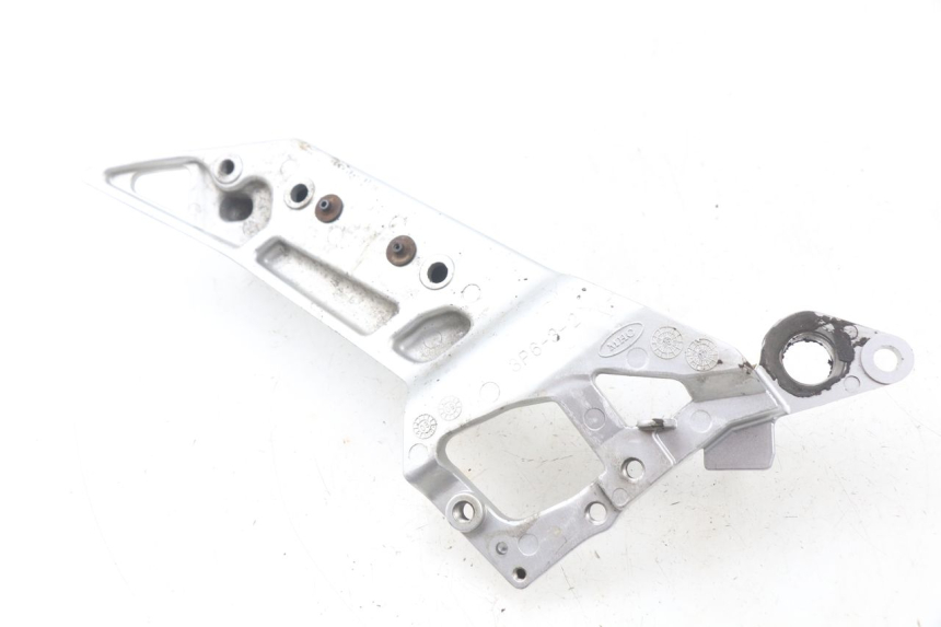 photo de SUPORTE DO DESCANSO DE PÉ DIANTEIRO DIREITO YAMAHA FJR ABS 1300 (2006 - 2012) - Detalhe da peça