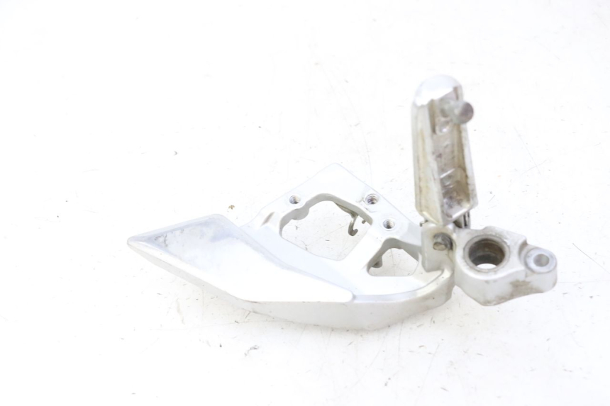 photo de SUPORTE DO DESCANSO DE PÉ DIANTEIRO DIREITO YAMAHA FJR ABS 1300 (2016 - 2020) - Outro ângulo de visão