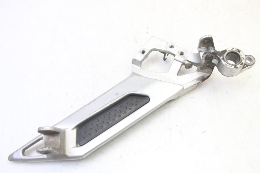 photo de SUPORTE DO DESCANSO DE PÉ DIANTEIRO DIREITO YAMAHA FJR ABS 1300 (2006 - 2012) - Vista geral