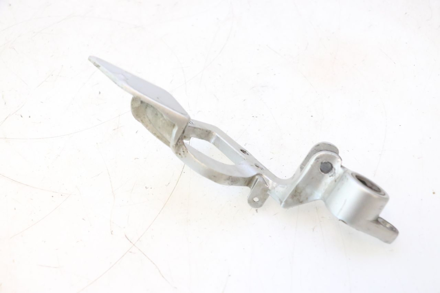 photo de PLACA DO DESCANSO DO PÉ DIANTEIRO DIREITO YAMAHA FJR 1300 (2001 - 2005) - Pontos de fixação