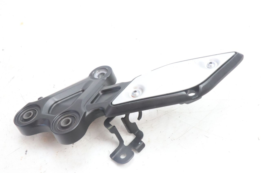 photo de SUPORTE DO DESCANSO DE PÉ DIANTEIRO DIREITO YAMAHA FZ8 800 (2010 - 2016) - Ampliação técnica