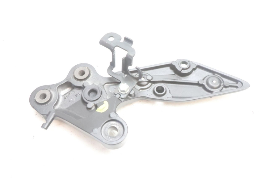 photo de SUPORTE DO DESCANSO DE PÉ DIANTEIRO DIREITO YAMAHA FZ8 800 (2010 - 2016) - Vista geral