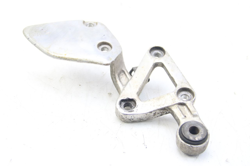 photo de SUPORTE DO DESCANSO DE PÉ DIANTEIRO DIREITO YAMAHA FZS FAZER 600 (2001 - 2003) - Vista principal