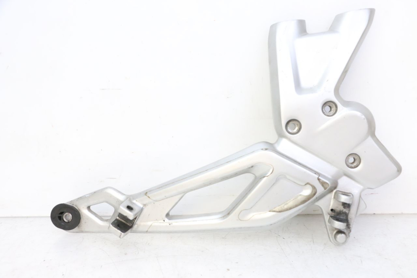 photo de SUPORTE DO DESCANSO DE PÉ DIANTEIRO DIREITO BMW G310 R 310 (2016 - 2020) - Vista geral
