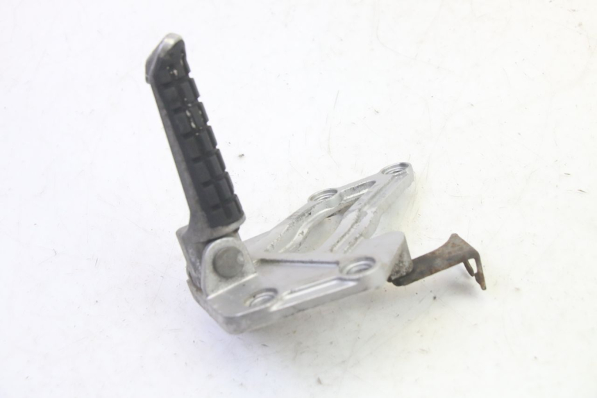 photo de SUPORTE DO DESCANSO DE PÉ DIANTEIRO DIREITO KAWASAKI GPX R WARBIRD 600 (1988 - 1993) - Outro ângulo de visão