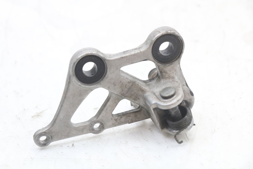 photo de SUPORTE DO DESCANSO DE PÉ DIANTEIRO DIREITO HONDA CBR F 1000 (1993 - 1996) - Vista principal