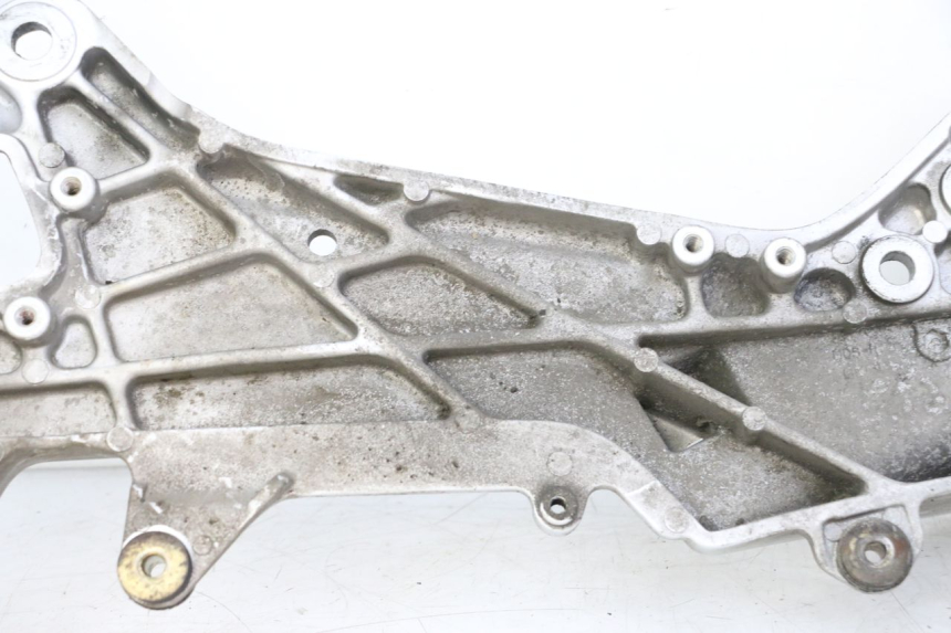photo de SUPORTE DO DESCANSO DE PÉ DIANTEIRO DIREITO HONDA ST PAN EUROPEAN 1300 (2002 - 2013) - Estado da superfície