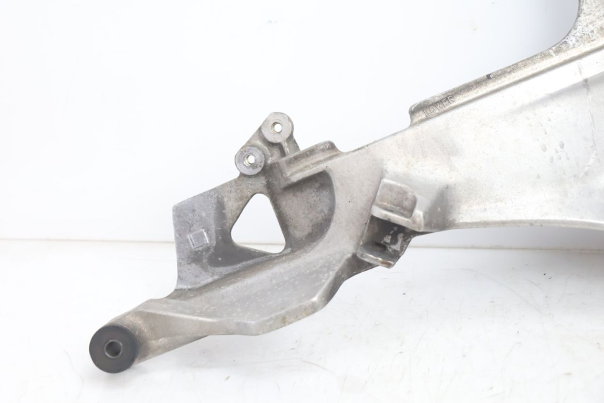 photo de PLACA DO DESCANSO DO PÉ DIANTEIRO DIREITO HONDA ST PAN EUROPEAN 1100 (1990 - 2002) - Detalhe da peça