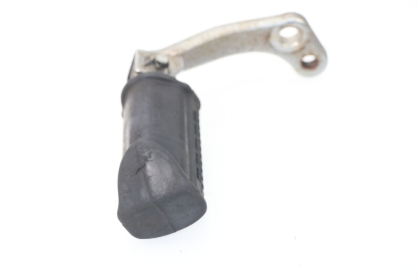 photo de SUPORTE DO DESCANSO DE PÉ DIANTEIRO DIREITO SUZUKI TU X TUX VOLTY 125 (1999 - 2001) - Vista geral