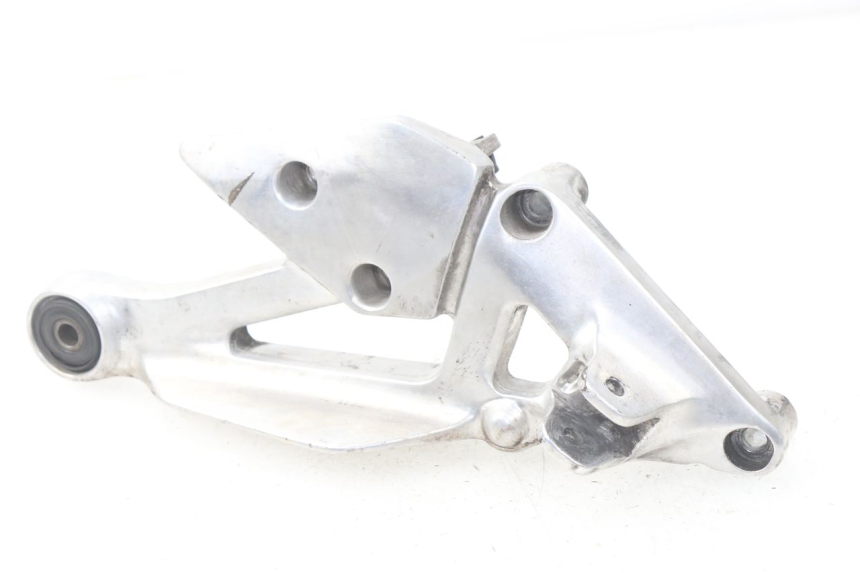 photo de SUPORTE DO DESCANSO DE PÉ DIANTEIRO DIREITO YAMAHA XJ600 XJ DIVERSION 600 (1992 - 1997) - Vista principal