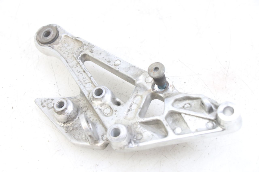 photo de SUPORTE DO DESCANSO DE PÉ DIANTEIRO DIREITO YAMAHA XJN DIVERSION 600 (2000 - 2003) - Outro ângulo de visão
