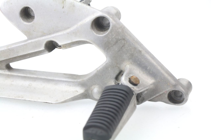 photo de SUPORTE DO DESCANSO DE PÉ DIANTEIRO DIREITO YAMAHA XJN XJ N DIVERSION 600 (1994 - 1997) - Vista geral