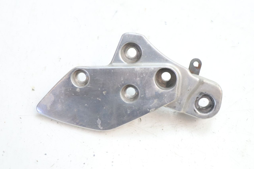 photo de SUPORTE DO DESCANSO DE PÉ DIANTEIRO DIREITO YAMAHA XJR 1300 (1998 - 2002) - Vista principal