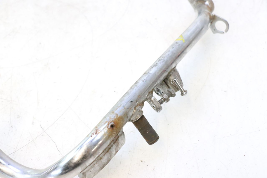 photo de SUPORTE DO DESCANSO DE PÉ DIANTEIRO DIREITO YAMAHA XV VIRAGO 535 (1988 - 2004) - Detalhe da peça