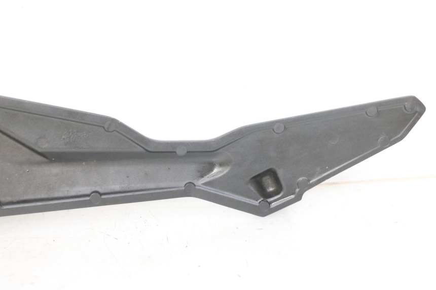 photo de SUPORTE DO DESCANSO DE PÉ DIANTEIRO DIREITO YAMAHA XJ6 ABS 600 (2008 - 2016) - Zoom do estado de desgaste