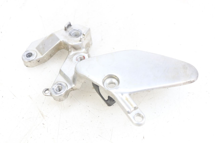 photo de SUPORTE DO DESCANSO DE PÉ DIANTEIRO DIREITO YAMAHA YZF R THUNDERCAT 600 (1996 - 2003) - Vista principal