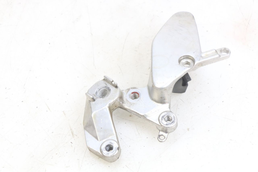 photo de SUPORTE DO DESCANSO DE PÉ DIANTEIRO DIREITO YAMAHA YZF R THUNDERCAT 600 (1996 - 2003) - Ampliação técnica