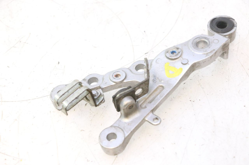 photo de PLACA DO DESCANSO DO PÉ DIANTEIRO DIREITO YAMAHA YZF R6 600 (2008 - 2009) - Ampliação técnica