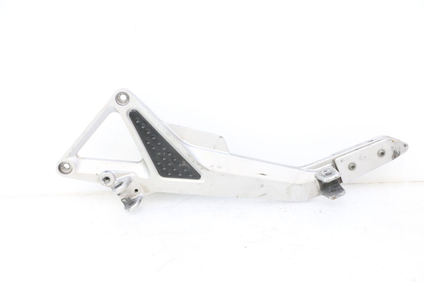 photo de PLACA DO DESCANSO DE PÉ DIANTEIRO ESQUERDO HONDA CB F HORNET 600 (2005 - 2006) - Vista principal