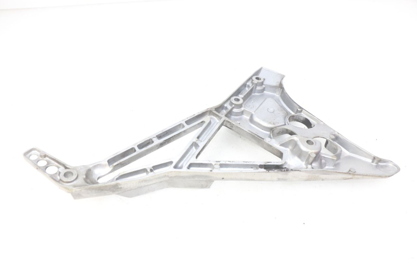 photo de SUPORTE DO DESCANSO DE PÉ DIANTEIRO ESQUERDO YAMAHA FJ 3CX 1200 (1986 - 1996) - Detalhe da peça