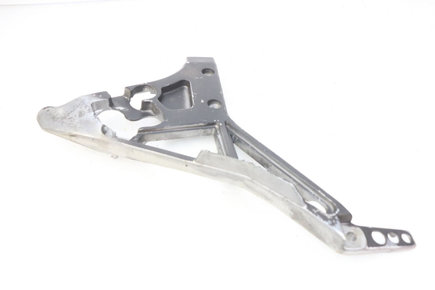 photo de SUPORTE DO DESCANSO DE PÉ DIANTEIRO ESQUERDO YAMAHA FJ 3CX 1200 (1986 - 1996) - Outro ângulo de visão