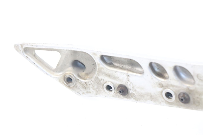 photo de SUPORTE DO DESCANSO DE PÉ DIANTEIRO ESQUERDO YAMAHA FJR ABS 1300 (2006 - 2012) - Ampliação técnica