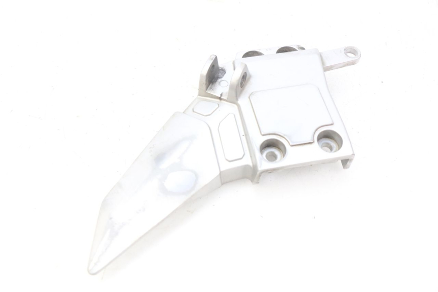 photo de SUPORTE DO DESCANSO DE PÉ DIANTEIRO ESQUERDO YAMAHA FJR ABS 1300 (2016 - 2020) - Outro ângulo de visão