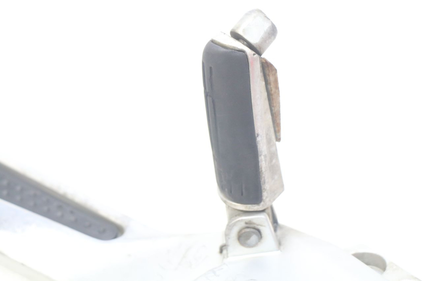 photo de SUPORTE DO DESCANSO DE PÉ DIANTEIRO ESQUERDO YAMAHA FJR ABS 1300 (2006 - 2012) - Vista geral