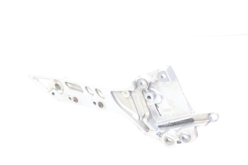 photo de SUPORTE DO DESCANSO DE PÉ DIANTEIRO ESQUERDO YAMAHA FJR ABS 1300 (2006 - 2012) - Pontos de fixação